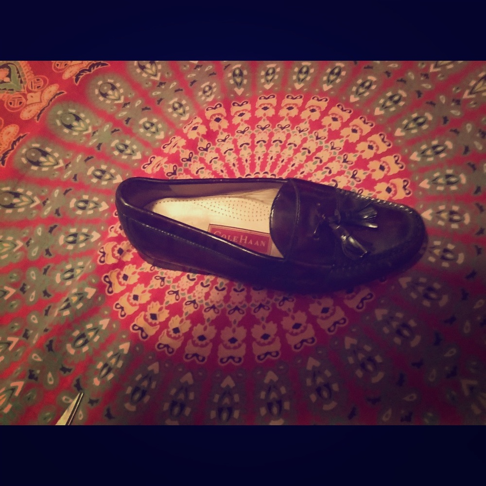 Men’s size 8 Cole Haan dress shoes